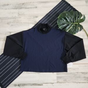 Athleta Venice Sweatshirt Crop Funnel Neck Blue Black NWT Size Medium